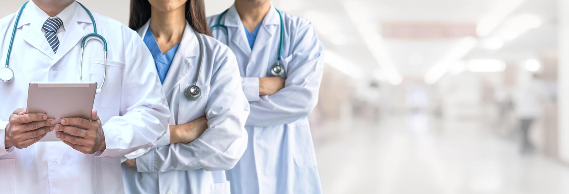 Equipe Polihub garantisce l'eccellenza  nelle<br />cure e prestazioni mediche con  un'attenzione <br />personalizzata per ogni paziente CENTRO MEDICO <BR />POLISPECIALISTICO